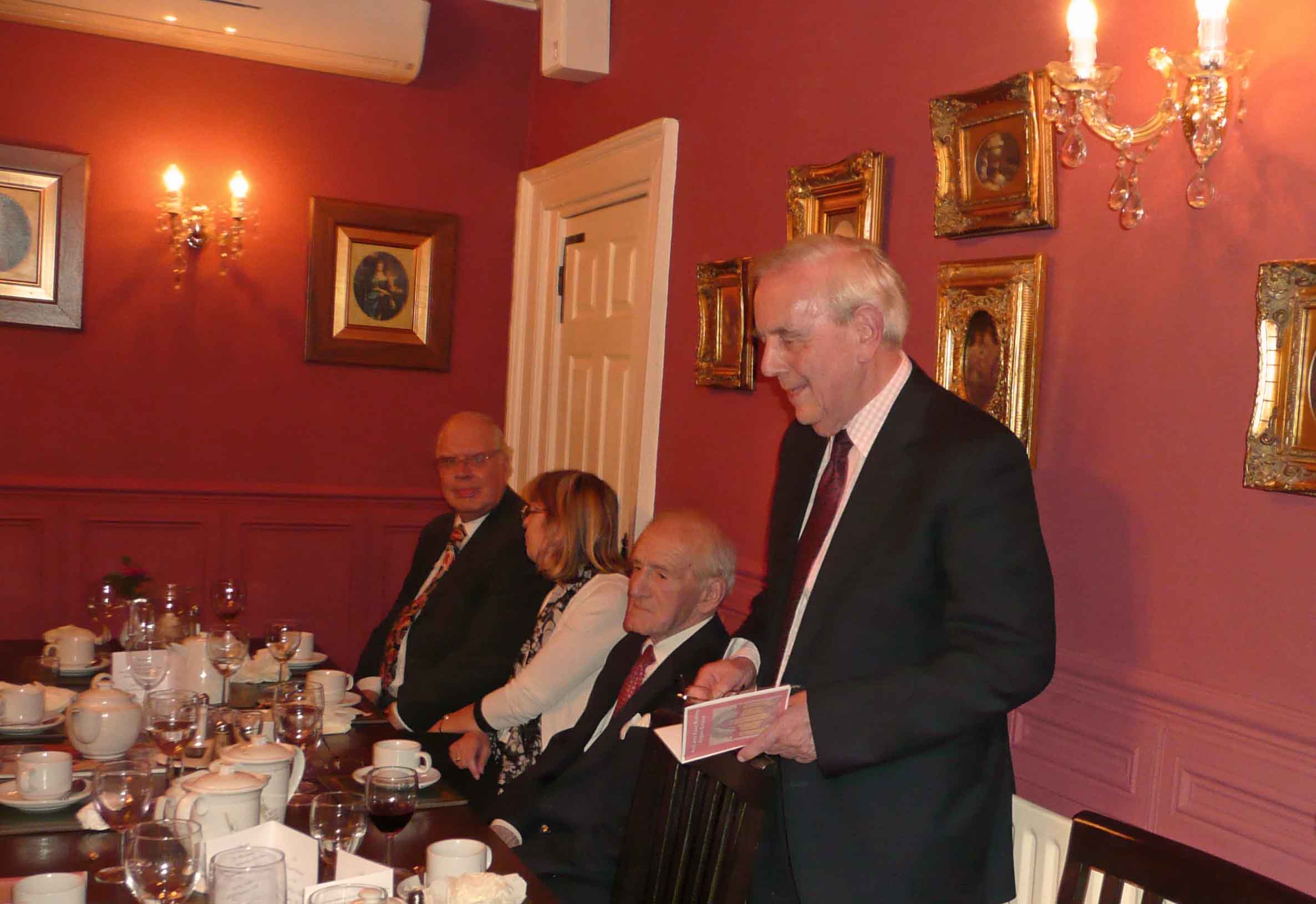 Alan Spedding stands to introduce Dr Francis Jackson on his right as Speaker at the 1st Annual Dinner
